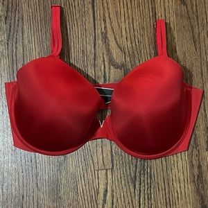 Victoria’s Secret Bra ( Lined Perfect Coverage)